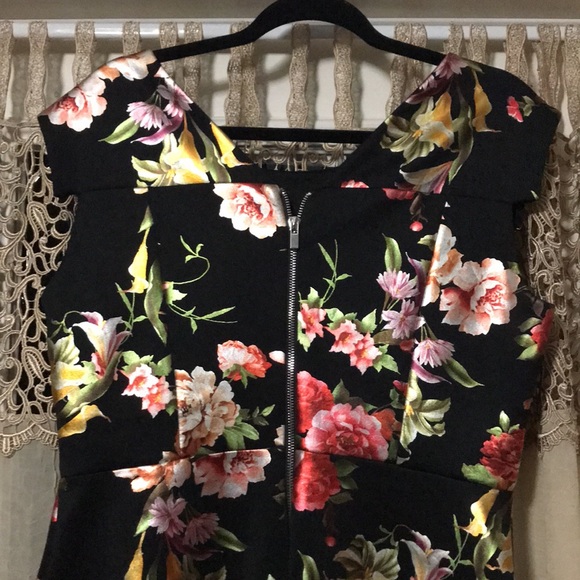 Enfocus Studio Dress - Picture 6 of 8